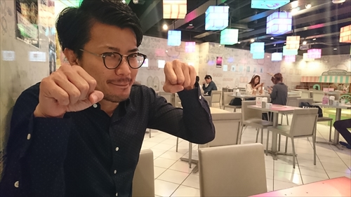 23���E�p���ł��΂����C�u�I